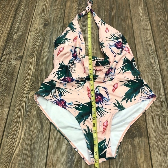 LIGHT Pink Seashell Sea Life Graphic One Piece - Picture 3 of 5